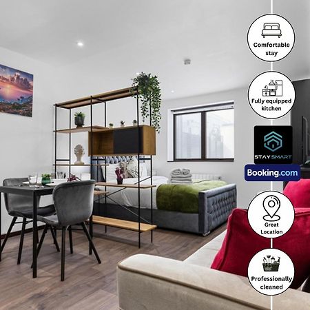Stylish Studio Apt By Stay Smart Short Lets & Serviced Accommodation Woodstock With Free Wifi Londyn Zewnętrze zdjęcie
