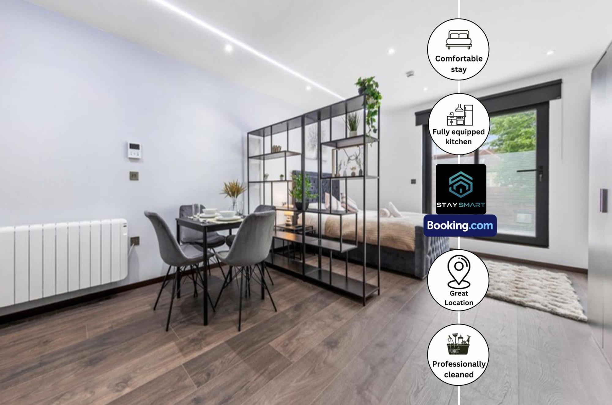 Stylish Studio Apt By Stay Smart Short Lets & Serviced Accommodation Woodstock With Free Wifi Londyn Zewnętrze zdjęcie