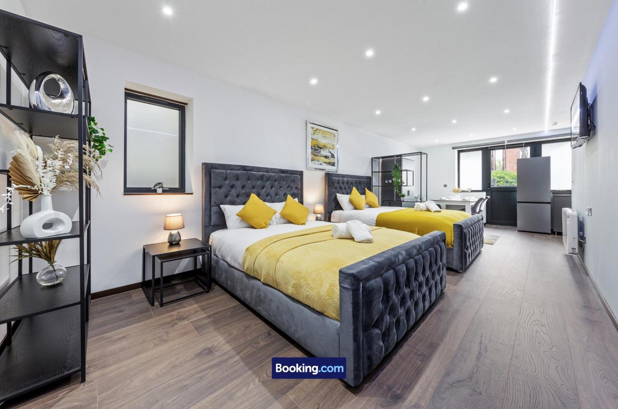 Stylish Studio Apt By Stay Smart Short Lets & Serviced Accommodation Woodstock With Free Wifi Londyn Zewnętrze zdjęcie